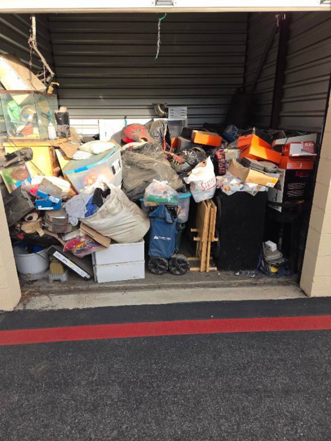 10 x 10 storage unit in Moreno Valley, CA