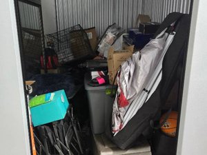 5 x 8 storage unit in Orange, CA