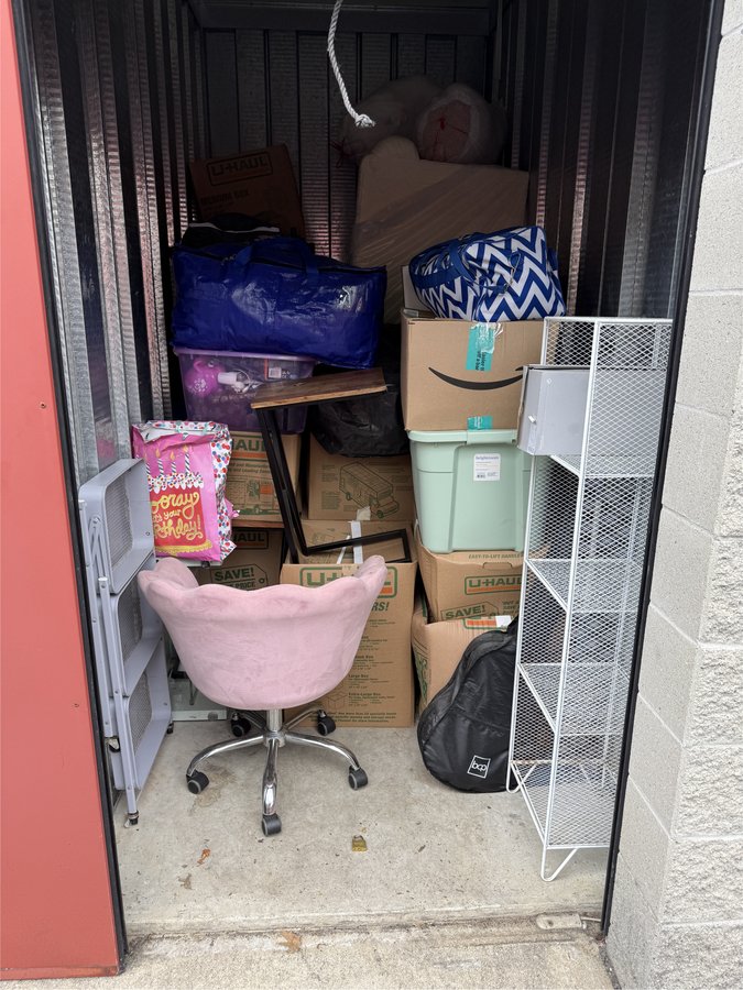 5 x 10 storage unit in Novi, MI