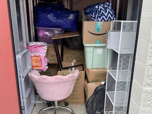 5 x 10 storage unit in Novi, MI