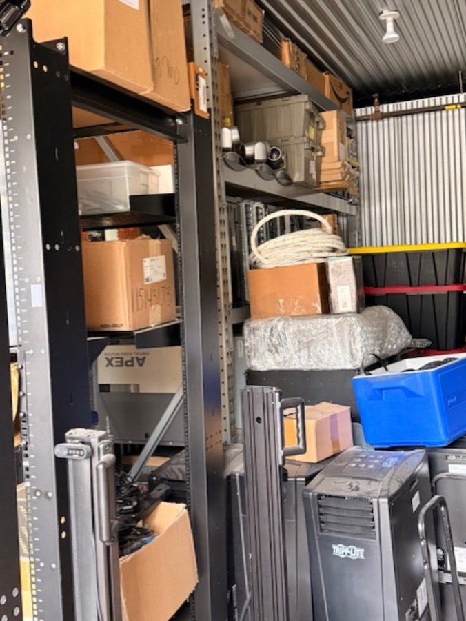 10 x 35 storage unit in Arlington, VA