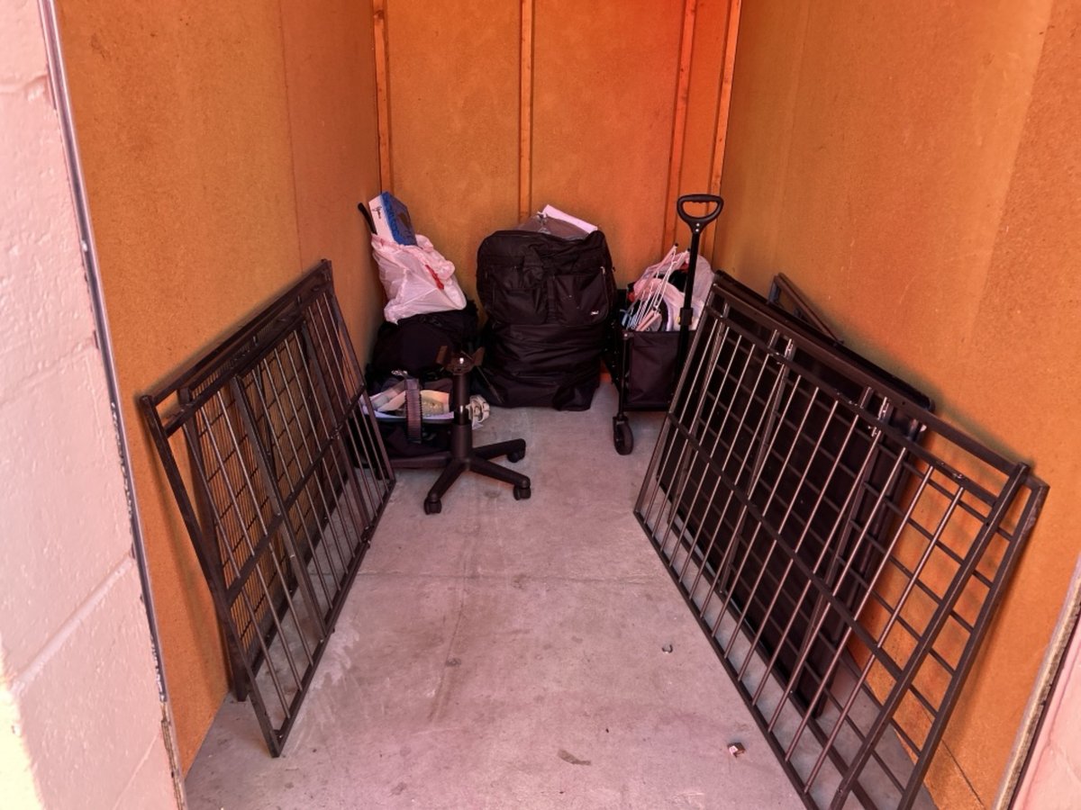 5 x 10 storage unit in Fayetteville, NC