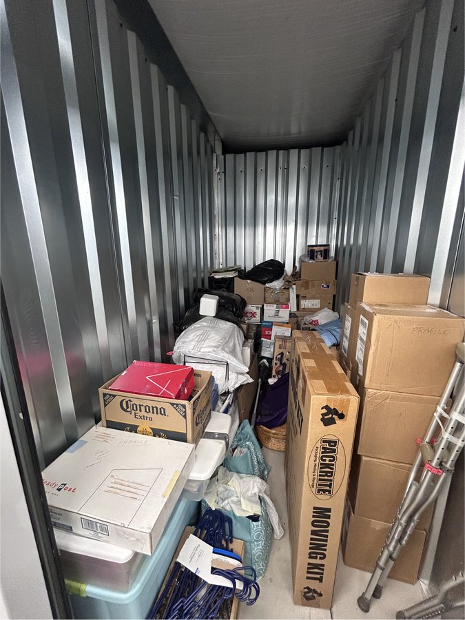 5 x 10 storage unit in Charles Town, WV
