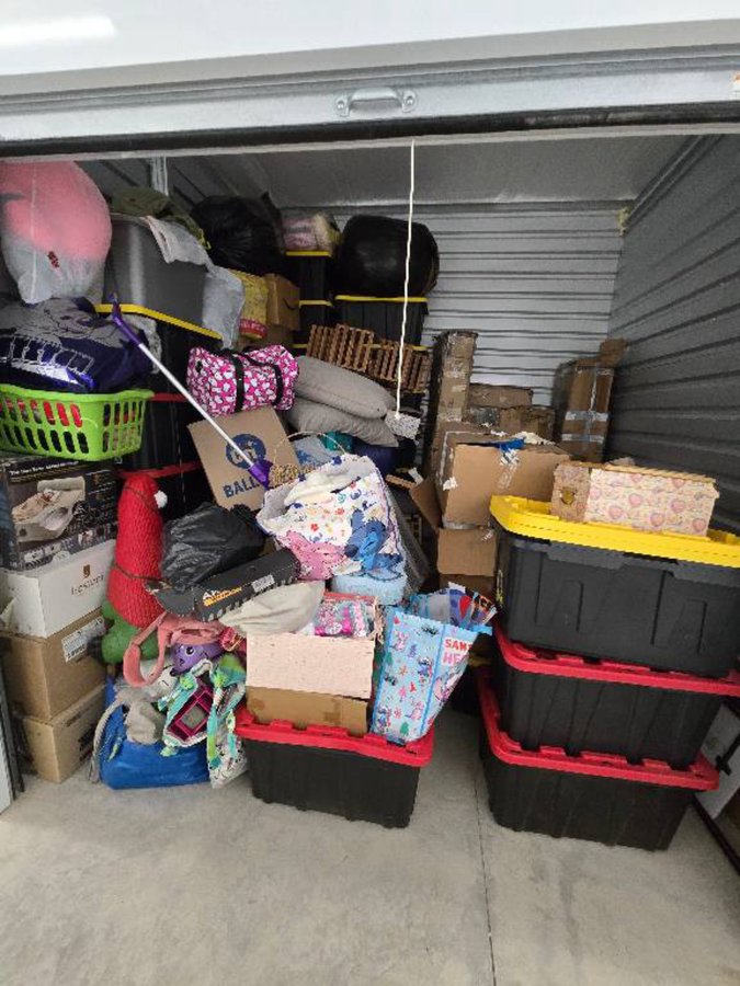 10 x 10 storage unit in El Paso, TX