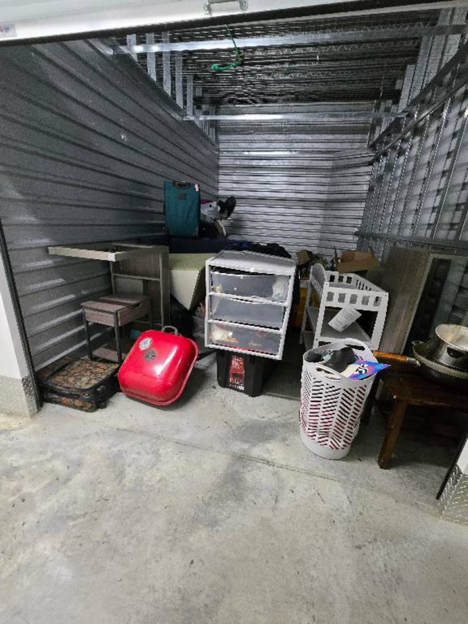 10 x 16 storage unit in Powder Springs, GA