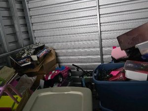 10 x 10 storage unit in Powder Springs, GA