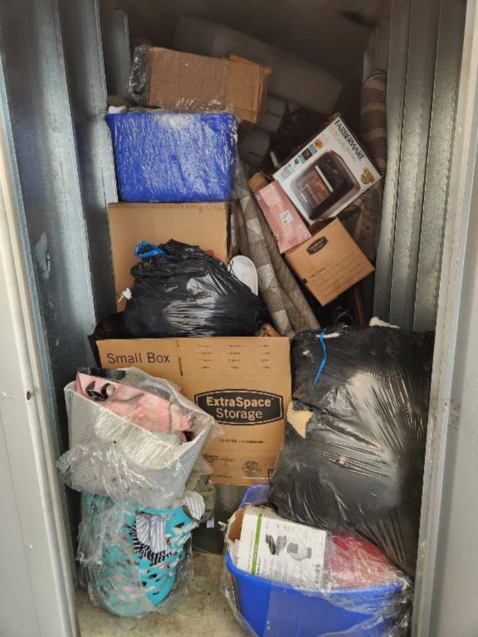 5 x 10 storage unit in Batavia, OH