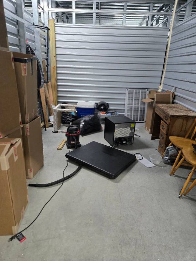 10 x 15 storage unit in Temple Hills, MD