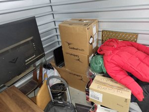 10 x 7 storage unit in Temple Hills, MD