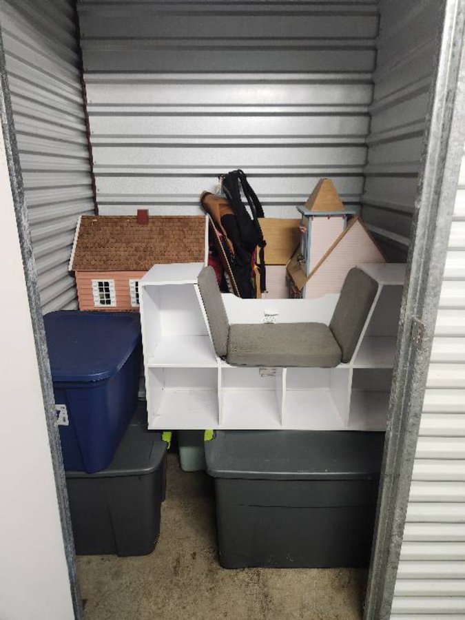 5 x 5 storage unit in Bedford, TX