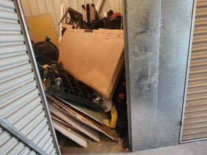 10 x 10 storage unit in Alsip, IL