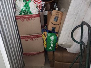 5 x 12 storage unit in Baytown, TX