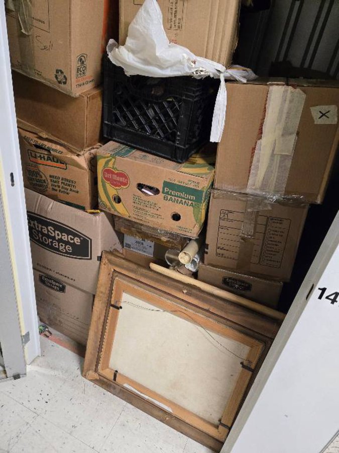 5 x 5 storage unit in Chicago, IL