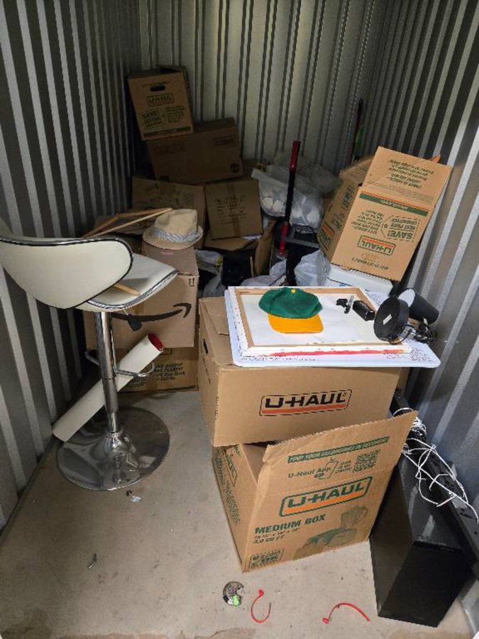 5 x 10 storage unit in Chicago, IL