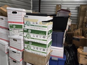 10 x 16 storage unit in Orlando, FL