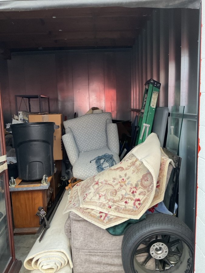 15 x 10 storage unit in El Cajon, CA
