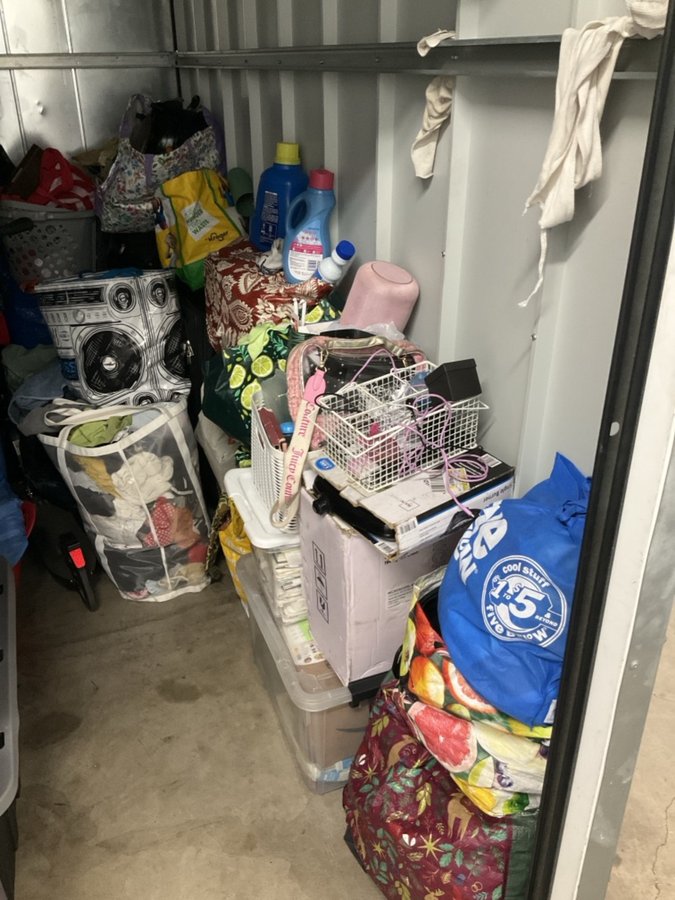 5 x 10 storage unit in El Cajon, CA