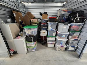 10 x 8 storage unit in Concord, NC