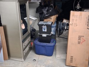 10 x 20 storage unit in Clinton, MD