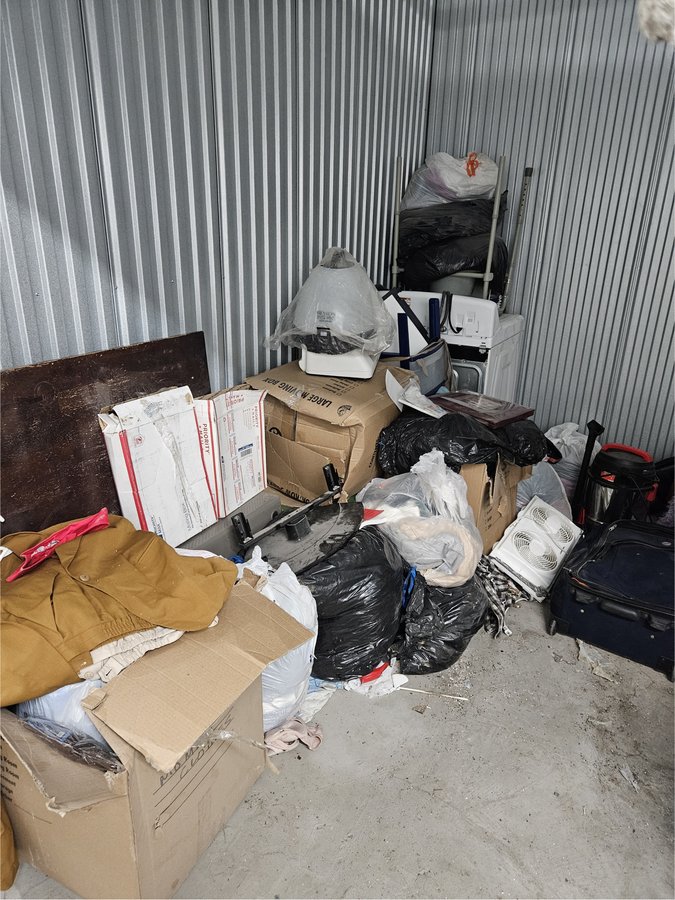 10 x 10 storage unit in Albany, NY