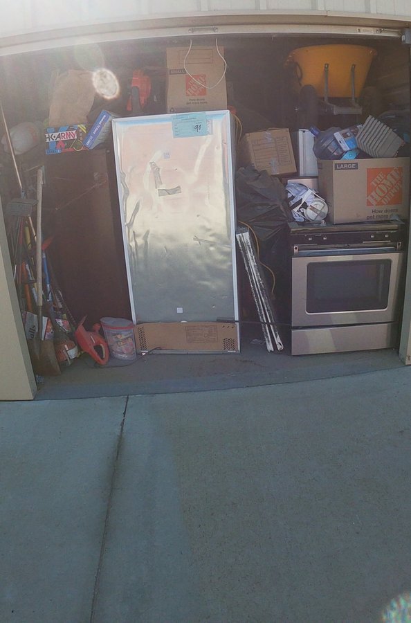 10 x 25 storage unit in Adelanto, CA