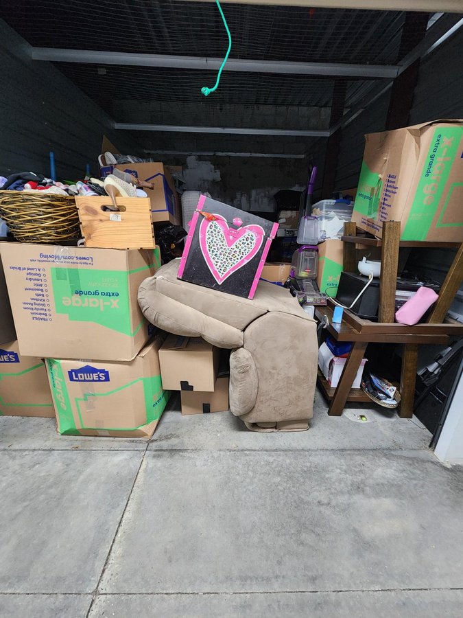 10 x 15 storage unit in Apopka, FL