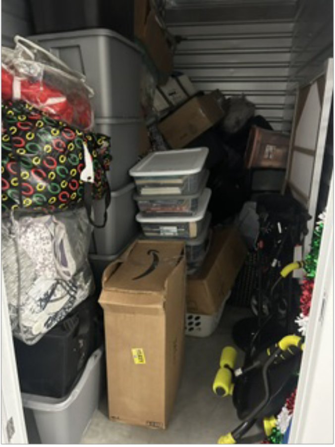 5 x 12 storage unit in Hampton, VA