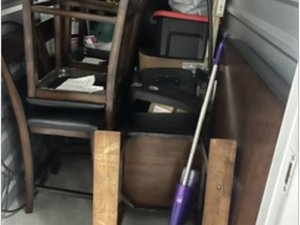 4 x 10 storage unit in Hampton, VA