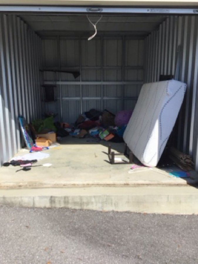 10 x 15 storage unit in Pensacola, FL