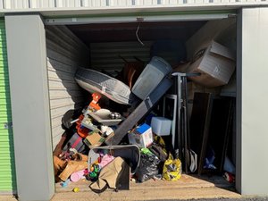 10 x 10 storage unit in Pennsauken, NJ