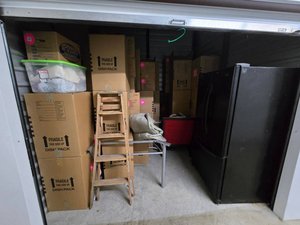 10 x 10 storage unit in Plano, TX