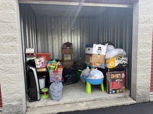 10 x 10 storage unit in Novi, MI