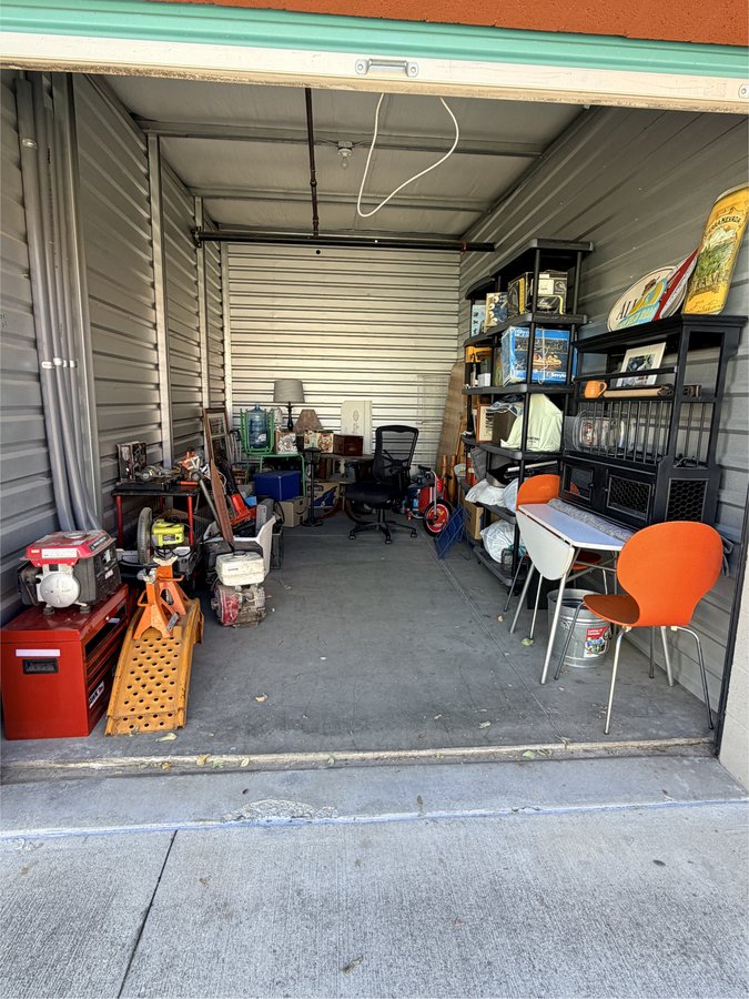 10 x 20 storage unit in Chino Hills, CA