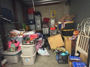 10 x 10 storage unit in La Habra, CA