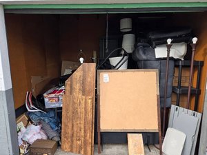 10 x 10 storage unit in Santa Rosa, CA