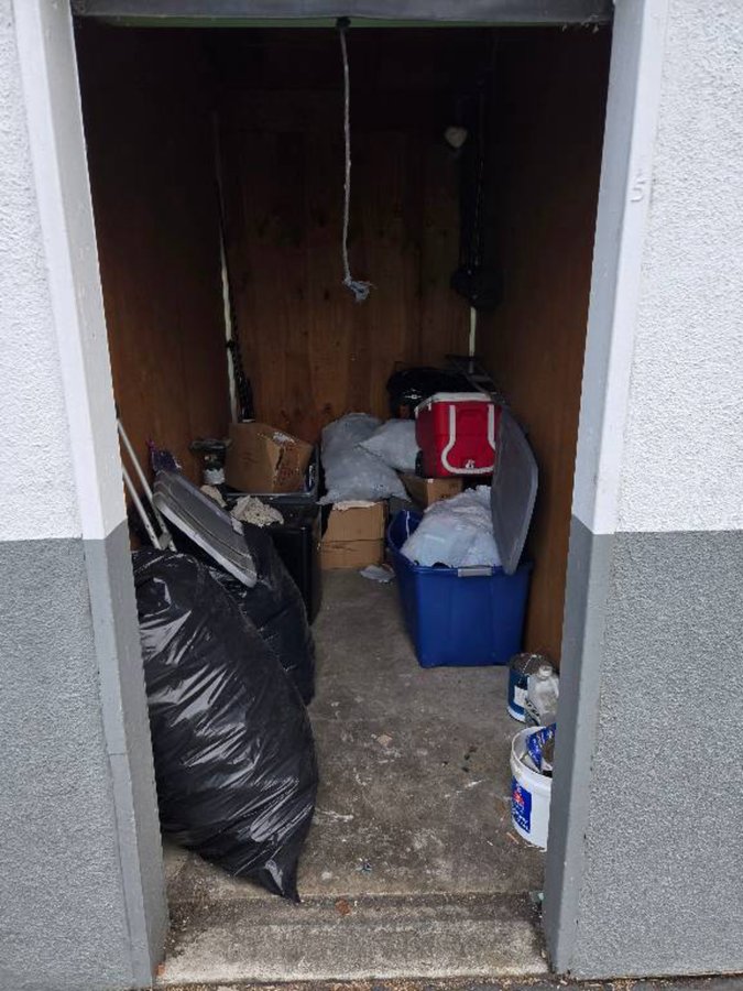 5 x 10 storage unit in Santa Rosa, CA