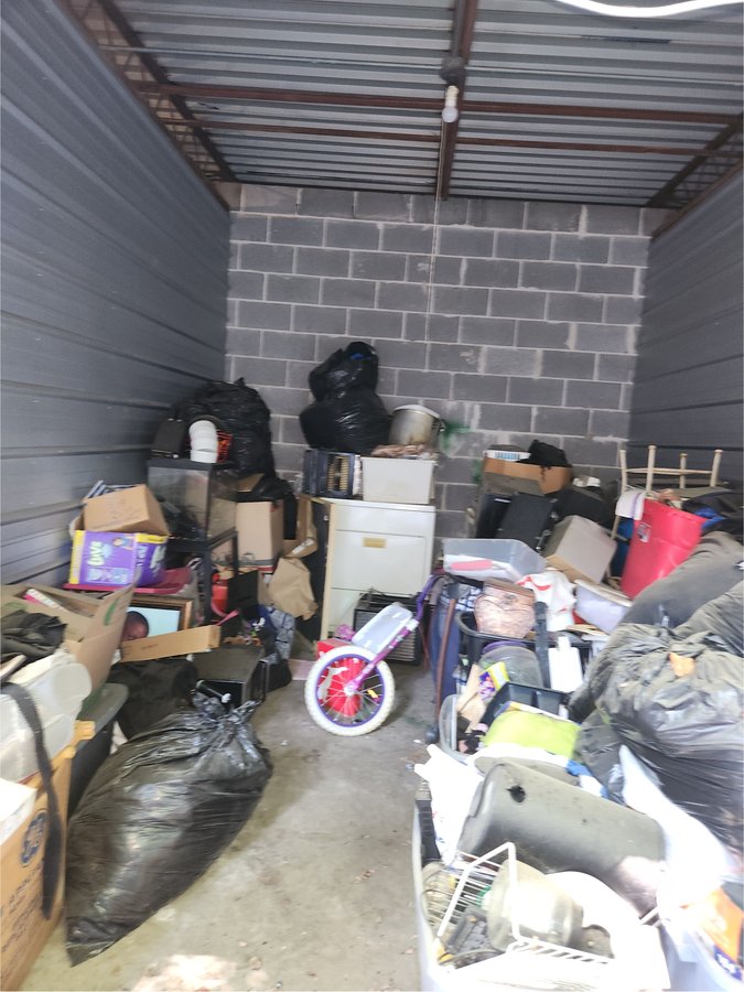 10 x 15 storage unit in Mableton, GA