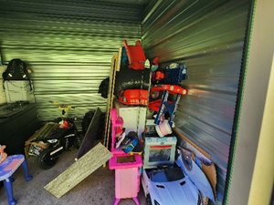 10 x 10 storage unit in Bessemer, AL