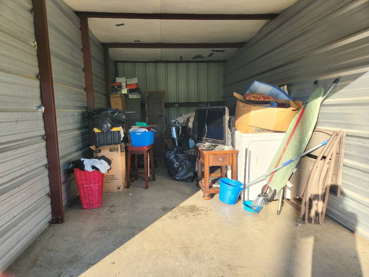 10 x 20 storage unit in Bessemer, AL