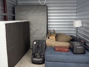 10 x 10 storage unit in Richmond, TX