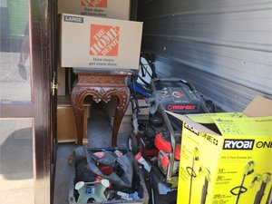 10 x 15 storage unit in Mableton, GA