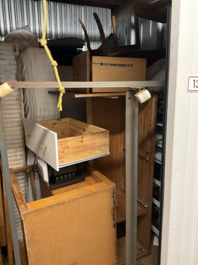 10 x 10 storage unit in San Diego, CA
