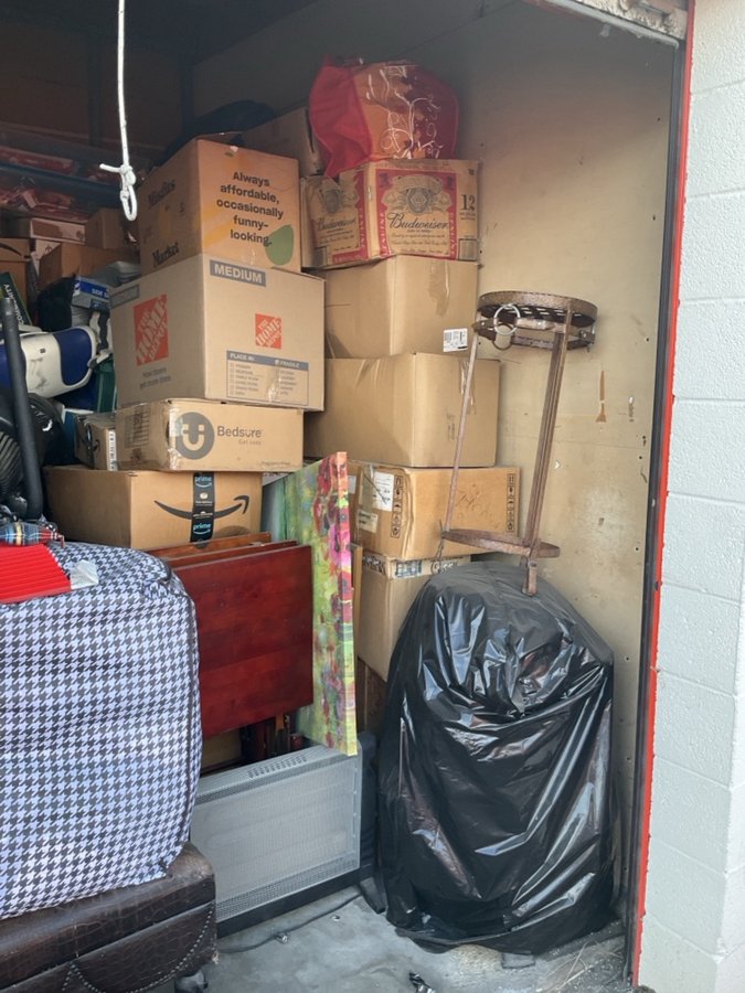 10 x 10 storage unit in El Cajon, CA