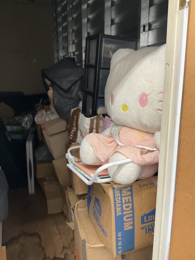 5 x 10 storage unit in San Diego, CA