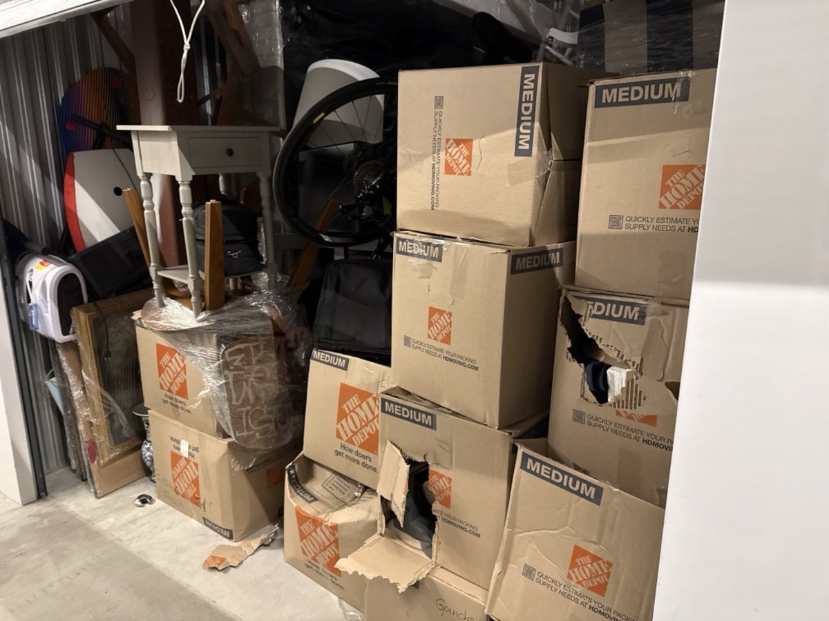 10 x 10 storage unit in Chula Vista, CA