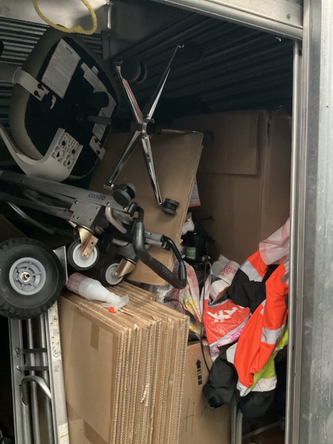 10 x 10 storage unit in San Diego, CA