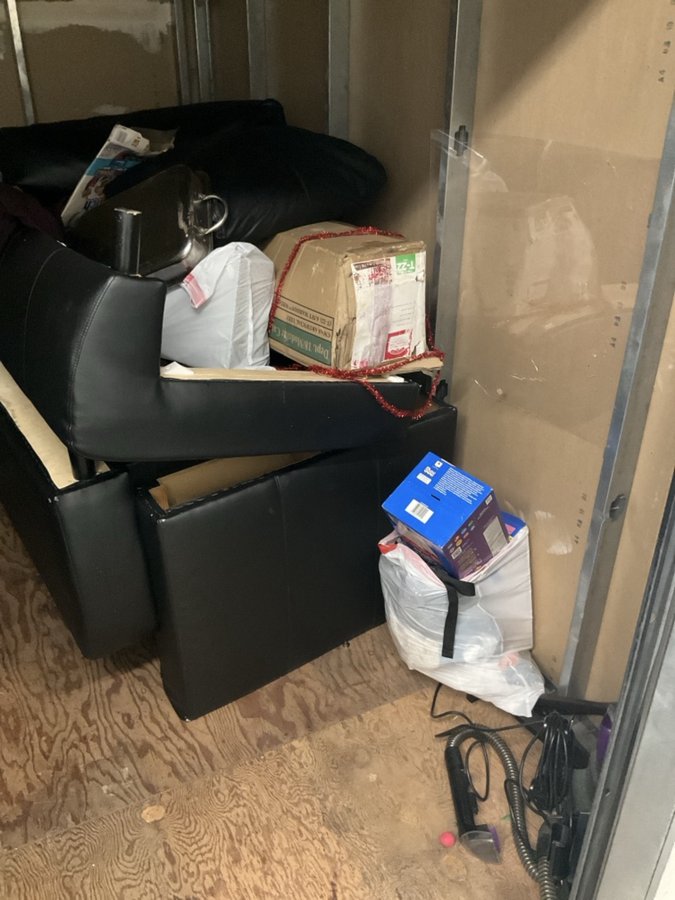 7 x 10 storage unit in San Diego, CA