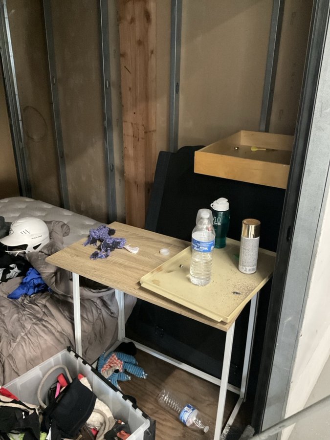 10 x 10 storage unit in San Diego, CA