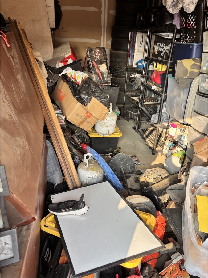 10 x 20 storage unit in Bakersfield, CA