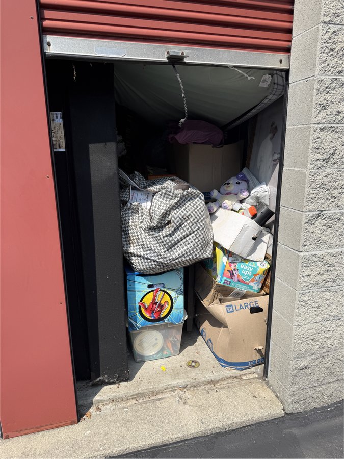 5 x 10 storage unit in Novi, MI